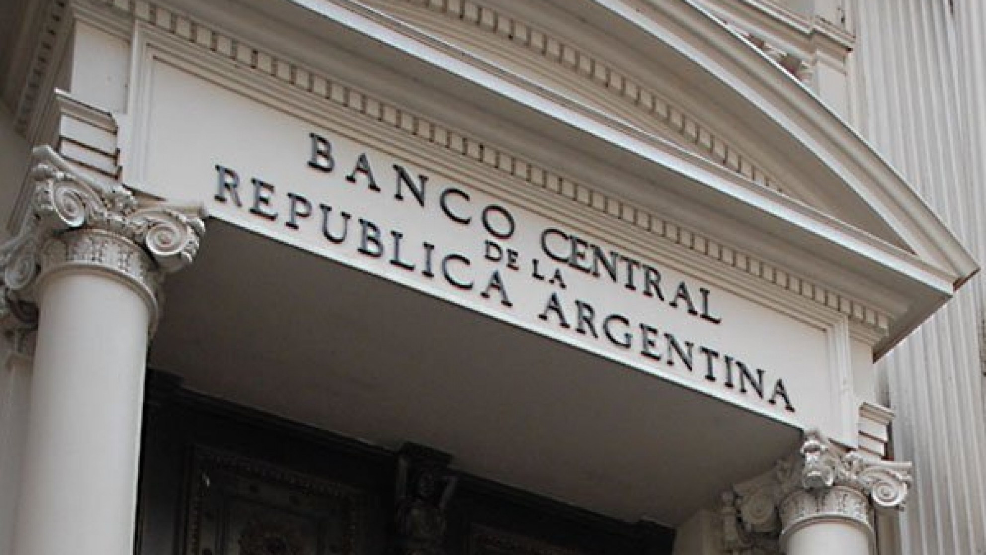 Con la caída de la inflación la pregunta es si bajarán las tasas